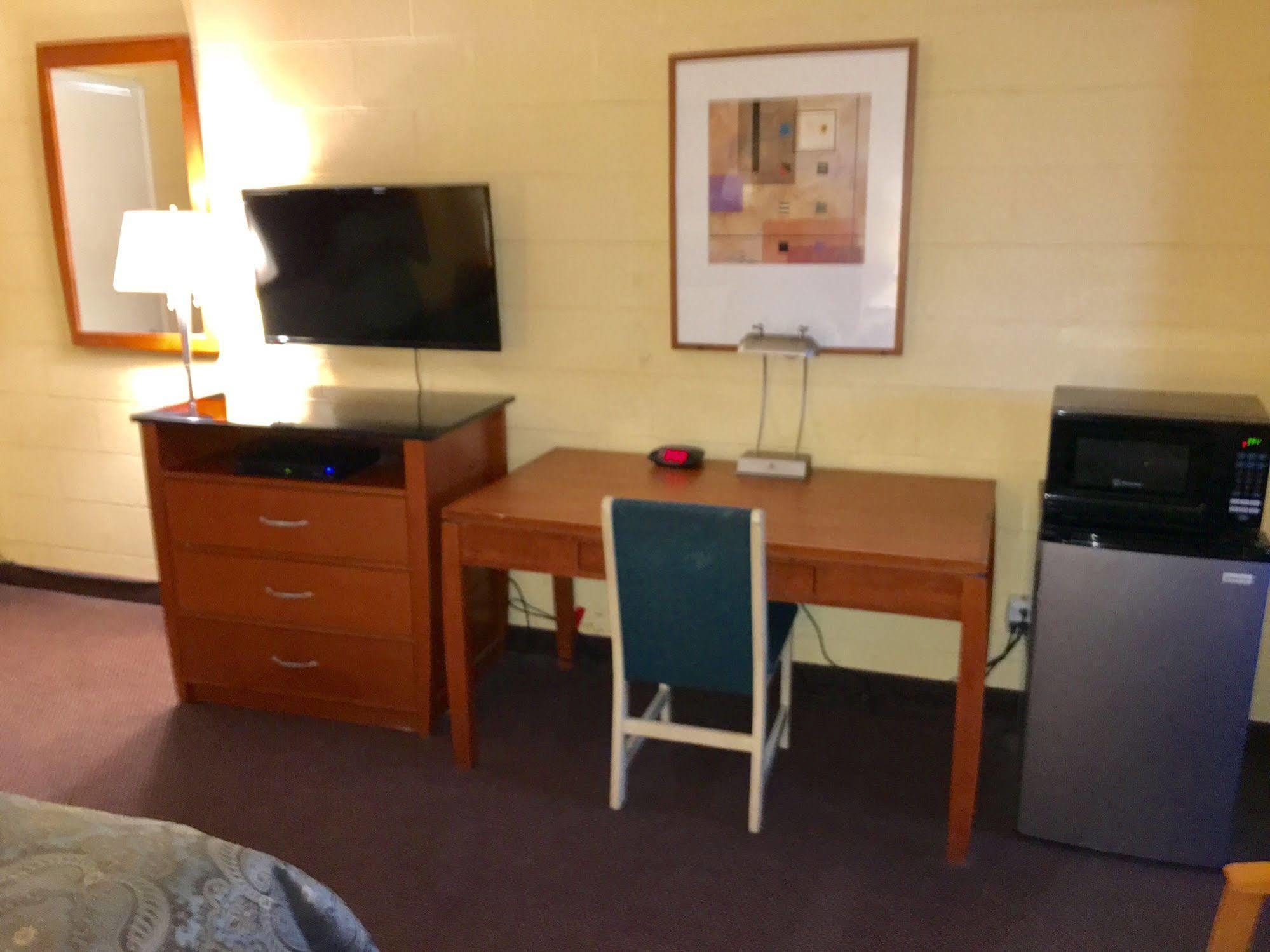 Town & Country Motel Livingston Eksteriør billede