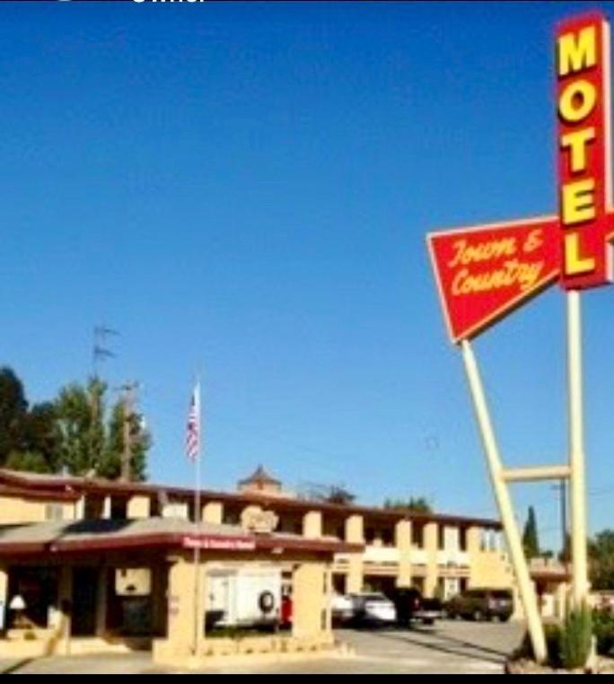 Town & Country Motel Livingston Eksteriør billede