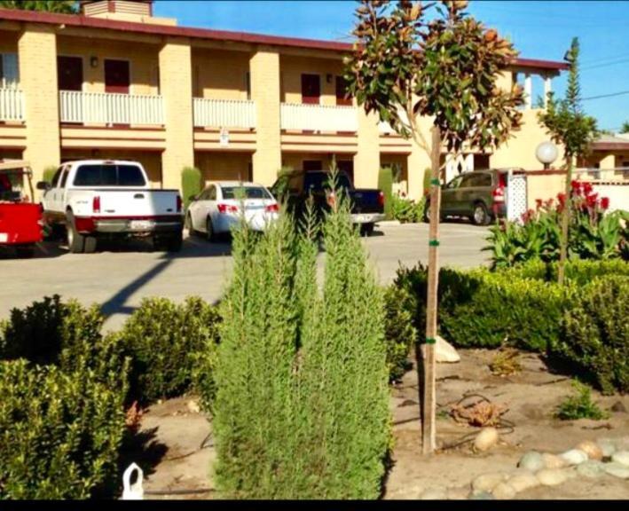 Town & Country Motel Livingston Eksteriør billede
